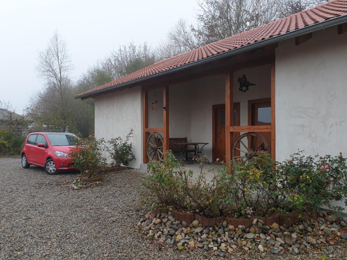 Bed and Breakfast Chrom Ranch Reiterhof Memmingen Exterior foto