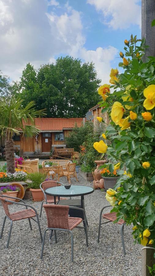 Bed and Breakfast Chrom Ranch Reiterhof Memmingen Exterior foto