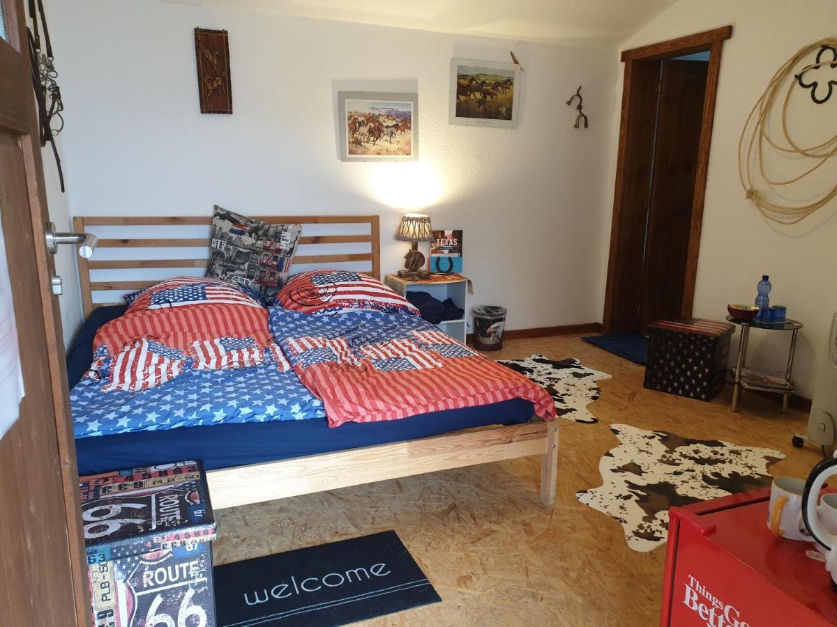 Bed and Breakfast Chrom Ranch Reiterhof Memmingen Exterior foto